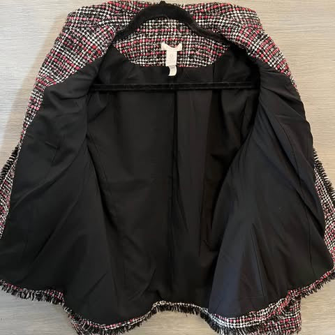 Chico’s Black Pink Fringe Trim Tweed Blazer Jacket Size 0/XS Like New