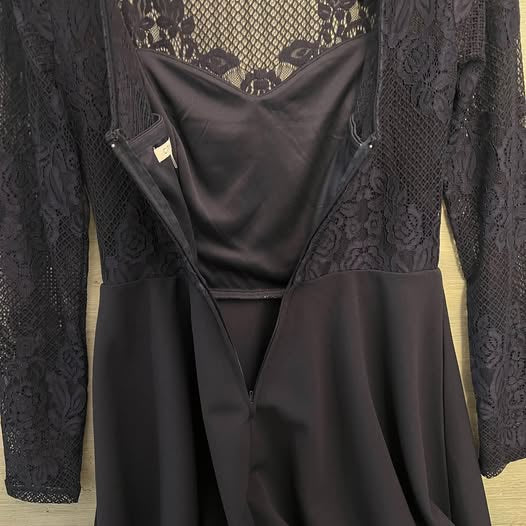 City Vibe Navy Blue Long Sleeve Lace Top Fit & Flare Dress Size 7 Like New
