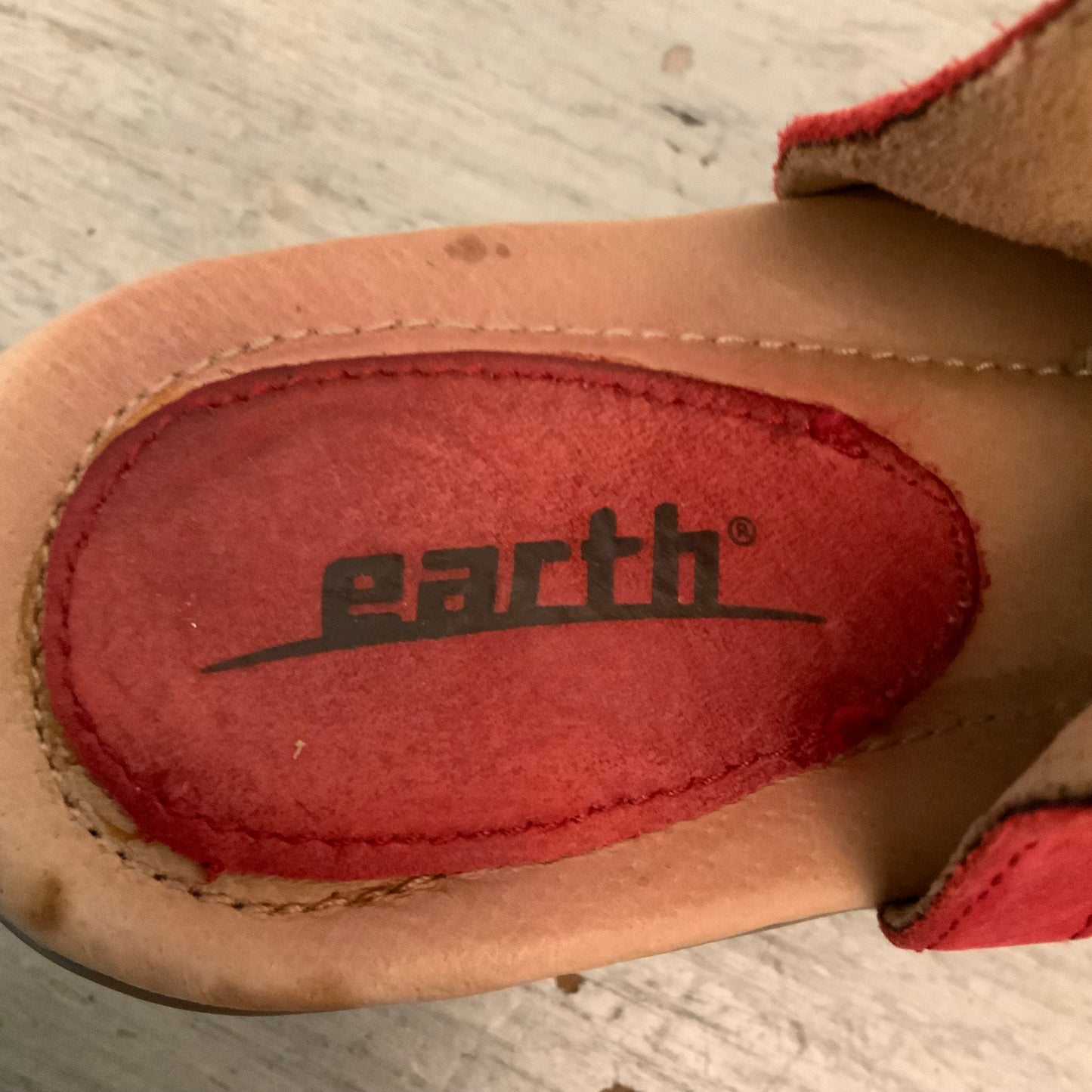 Earth "Kristen" Bright Red Nubuck Leather Gladiator Block Wedge Heeled Sandals 9.5 Good Condition
