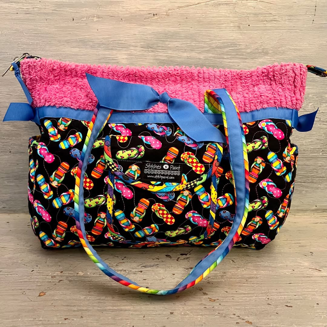 Stitches & Paint Accessories Quilted Fabric Flip Flop Print Tote Bag Purse Like New