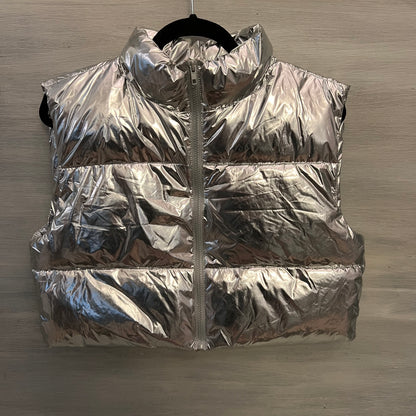 Forever 21 Metallic Silver Cropped Puffer Vest Medium Like New