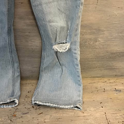 Abercrombie & Fitch Kick Flare Ultra High Rise Light Wash Jeans Size 28" Good Condition