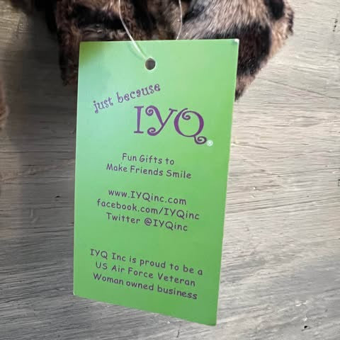 IYQ Faux Fur Leopard Print Scarf New with Tag