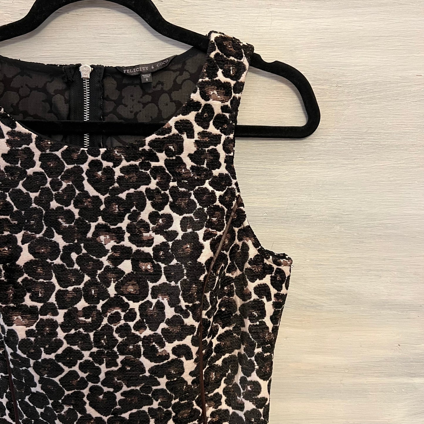 Felicity & Coco Tapestry Leopard Print Open Back Dress Size Small Good Condition