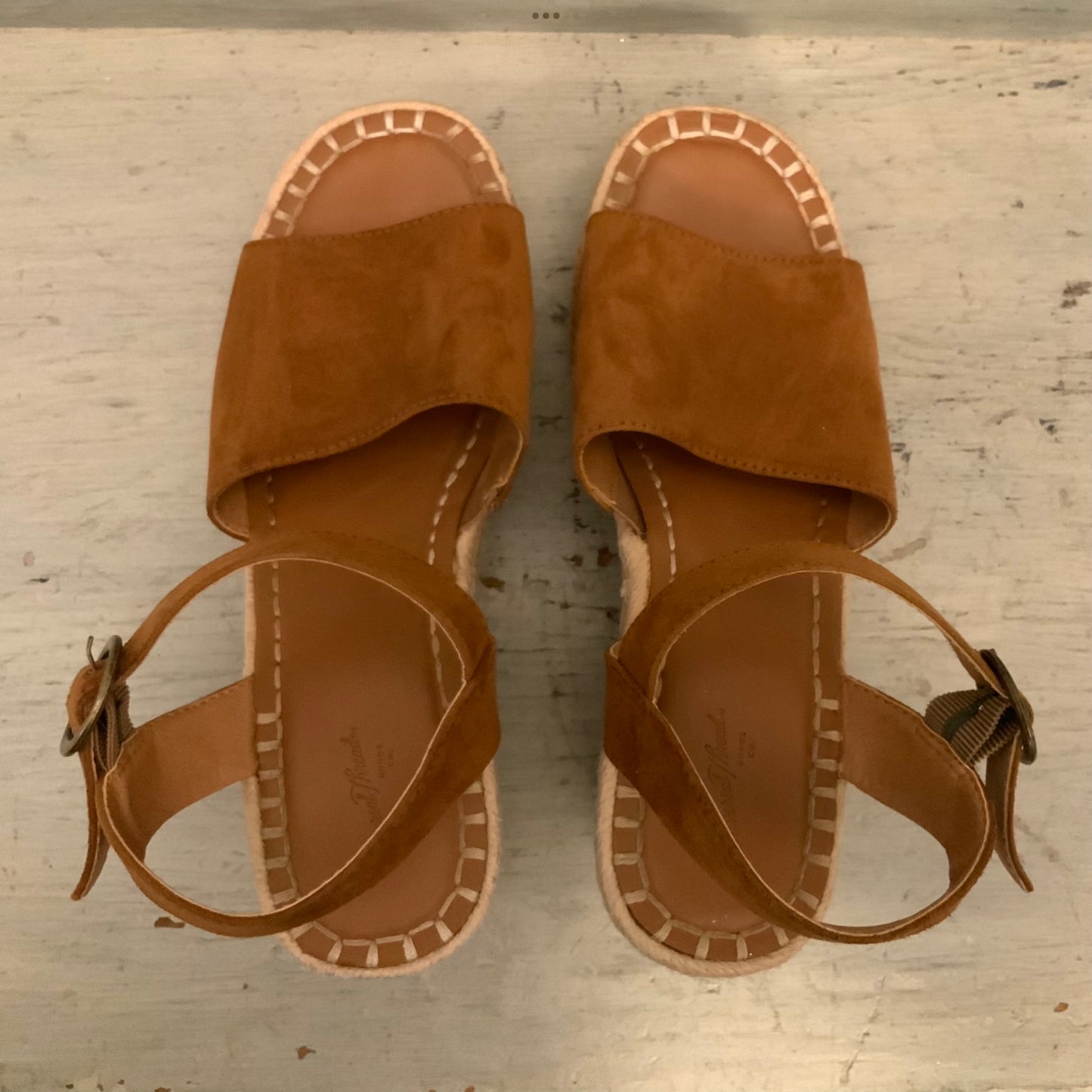 Universal Thread Brown Suede Espadrille Wedge Sandals Size 7.5 Good Condition