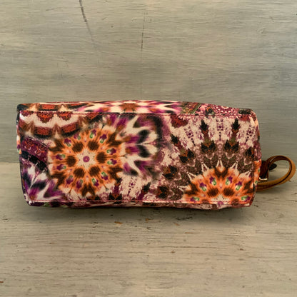 Beautiful Boho Shimmer Medallion Print Canvas Crossbody Bag Purse Like New