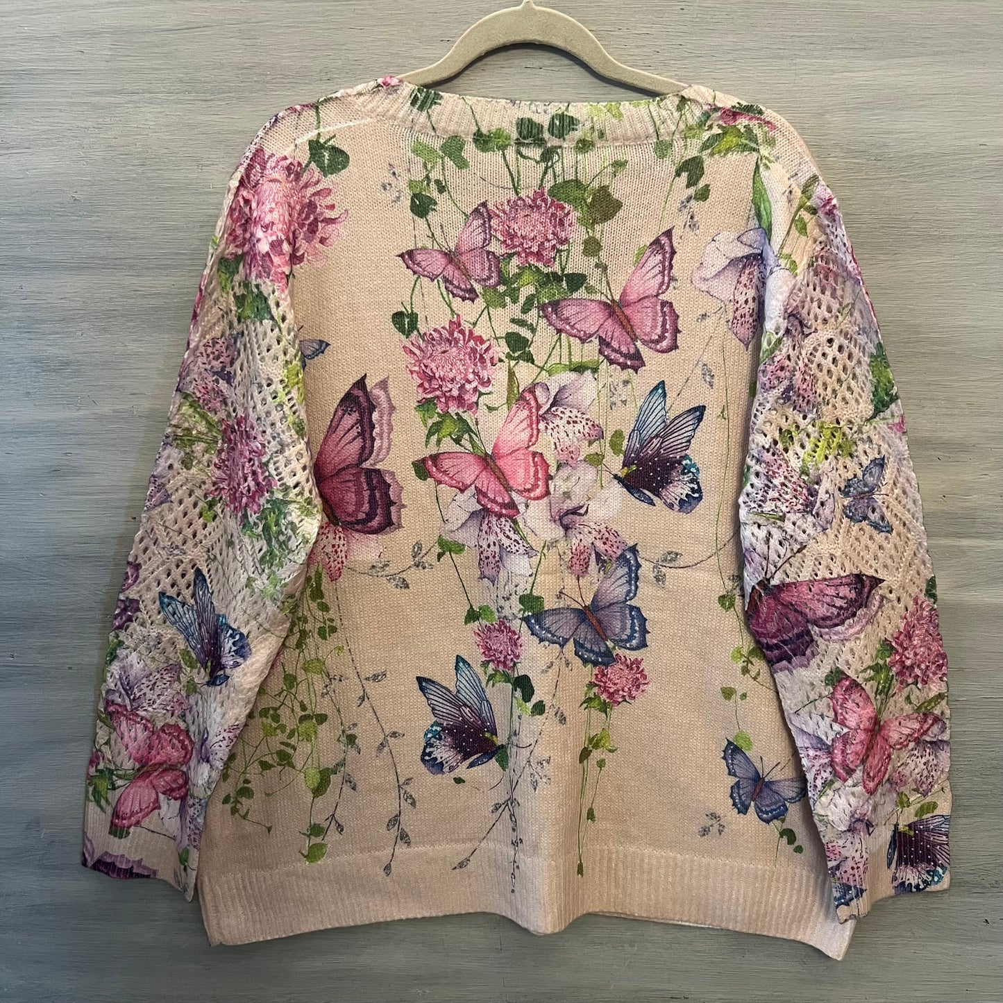 Beautiful Soft Butterfly Flower Print Reticulated Sleeve Sweater Size 3XL Like New