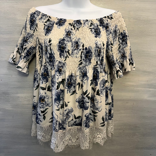 Charlotte Russe White Blue Floral Print Babydoll Off the Shoulder Shirt Large Good Condition