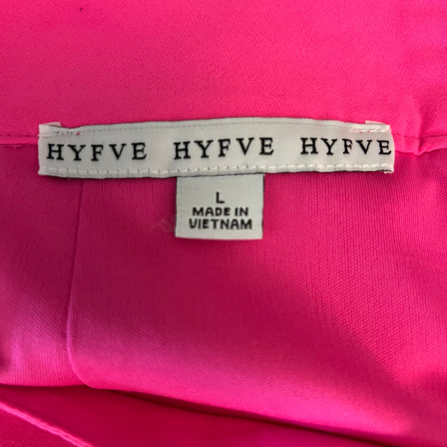 HYFVE Hot Pink Scalloped Mini Skirt Size Large Good Condition