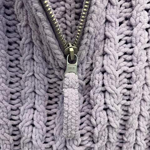 Aerie Lilac Purple Oversized Velour Cable Knit Pullover Size S/P Good Condition