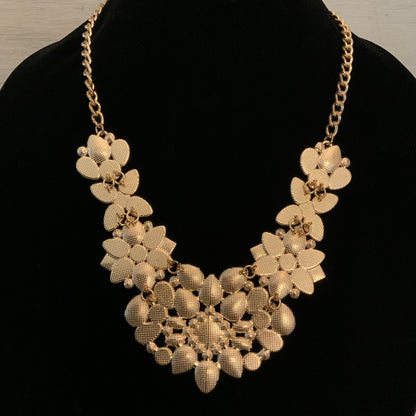 Colorful Faux Gemstone/Rhinestone Collar Bib Statement Necklace 18-20.5" Good Condition