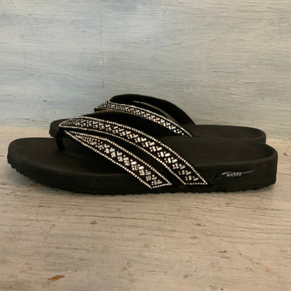 Sketchers Arch Fit Glitzy Beaded Black Flip Flop Thong Sandals Size 8.5 Good Condition