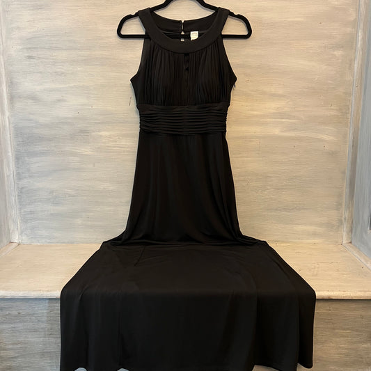 Sangria Black Sleeveless HighCollar Ruched TopWaist Full Length Dress Size 8 Like New