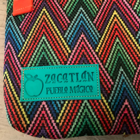 Zacatan Pueblo Magico Rainbow Woven Chevron Print Crossbody Bag Purse Good Condition