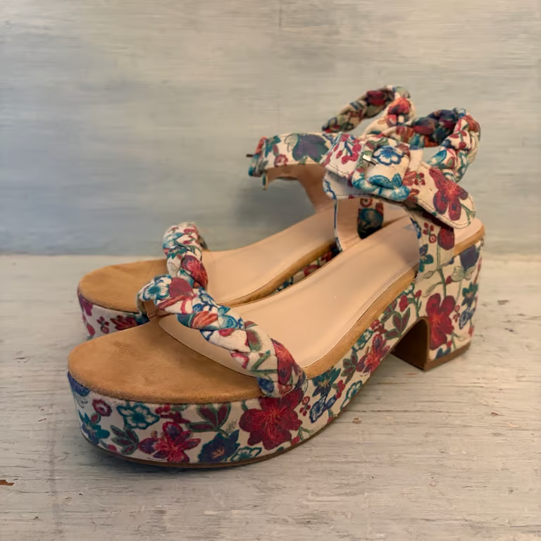 SO Goods for Life Briellee Floral Boho Platform Sandal Size 9.5 Good Condition