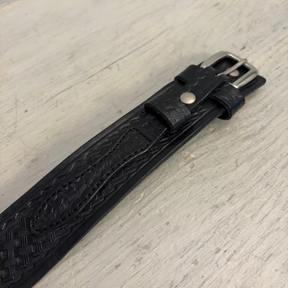 Guide Gear Genuine Black Leather Embossed Weave Pattern Belt 42” Good Condition