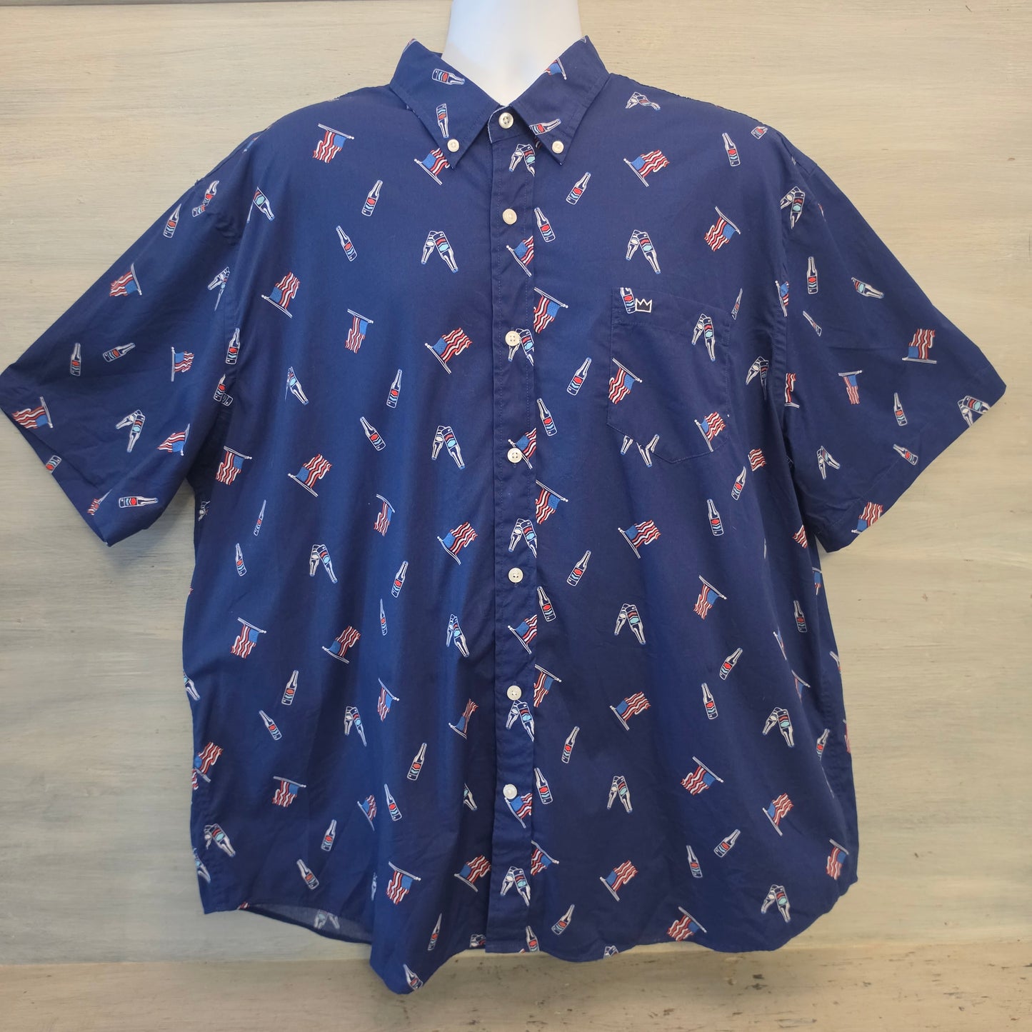 Crown & Ivy 98% Cotton Classic Fit Patriotic Flag Print Button Down Shirt Size XXL Good Condition