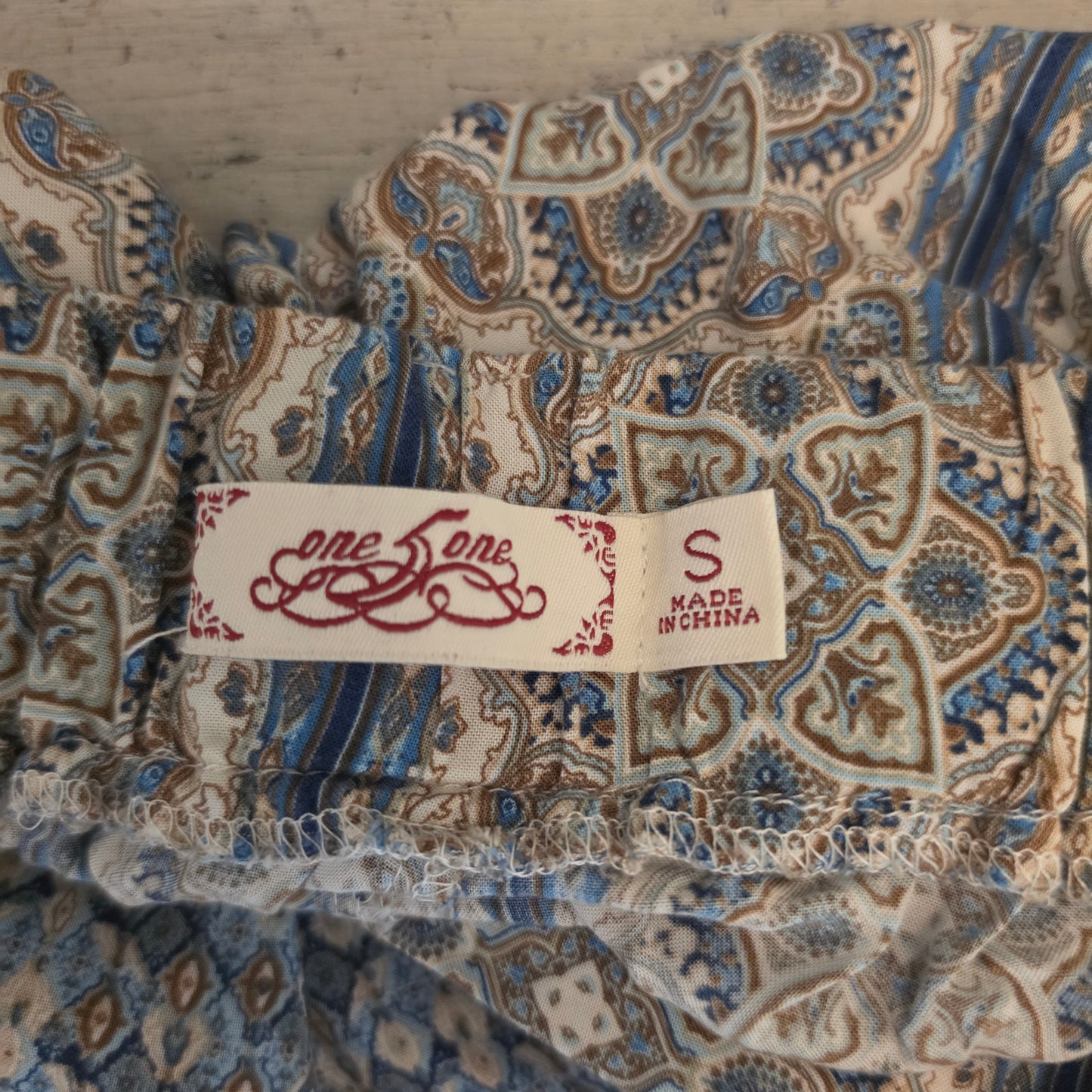 One5One Bohemian Paisley Print Multicolor Tie Waist Flowy Shorts Size Small Good Condition