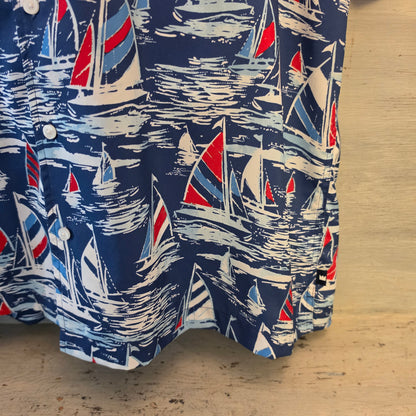 Crown & Ivy Classic Fit Sailboat Print Short Sleeve Button Down Shirt Size XXL Good Condition