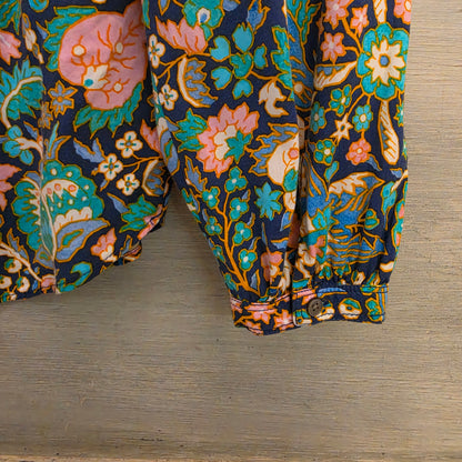 Loft Colorful Floral & Medallion Print High Low Hem Tunic Blouse Size Medium Good Condition