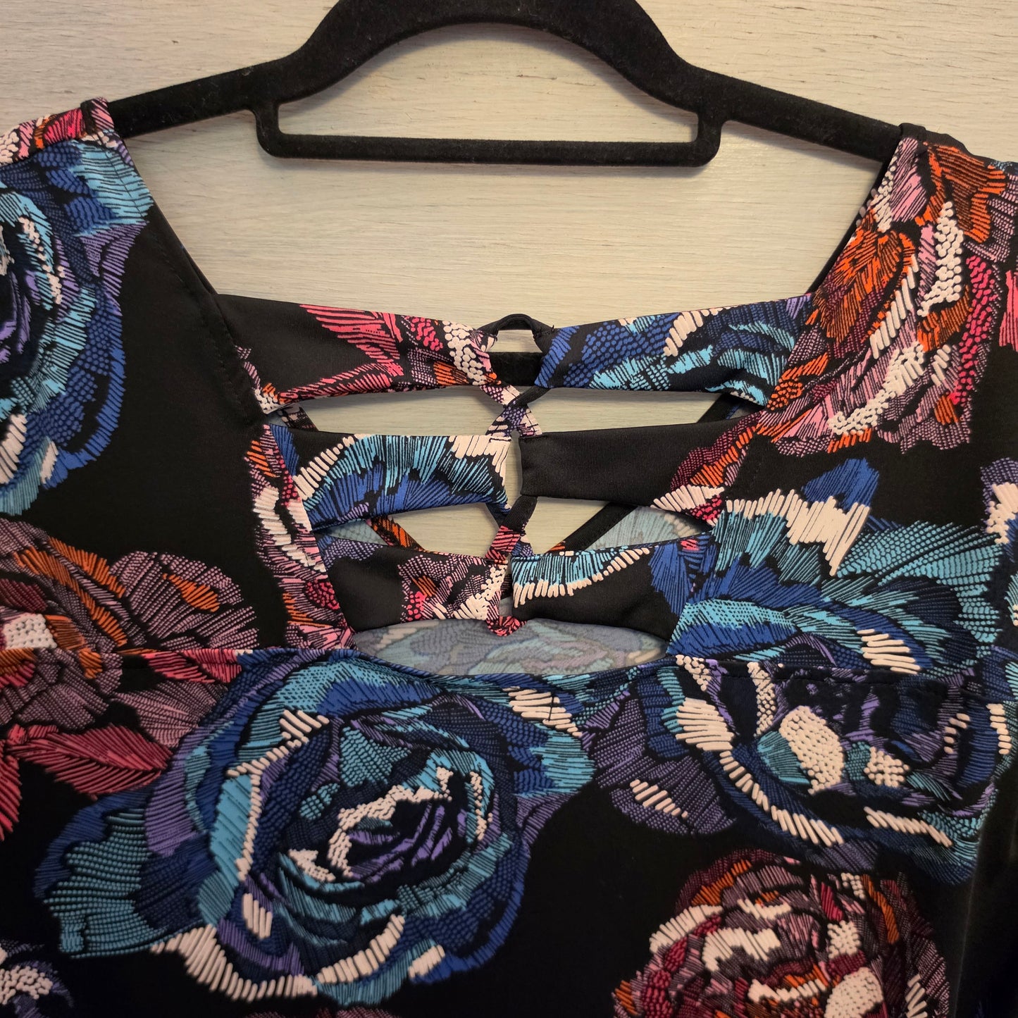 New Directions Multicolor Abstract Rose Print Knee Length Dress Size XL Good Condition