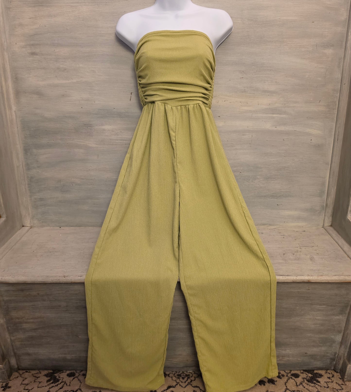 Shein Chartreuse Green Crepe Ruched Strapless Wide Leg Jumpsuit Size Small Good Condition