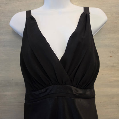 Jones New York Black Satiny Vneck Sleeveless Aline Mini Cocktail Dress Size Large Good Condition
