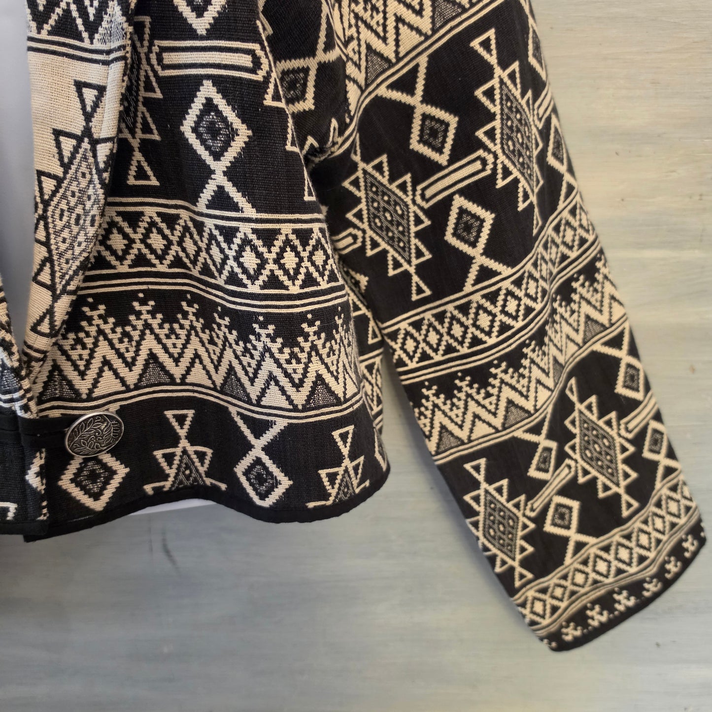 Vintage flashback 100%Cotton Tribal Print One Button Blazer Jacket Size Medium Good Condition