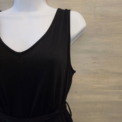 Sucolan Black Sleeveless Vneck Tie Waist Cropped Wide Leg Jumpsuit Size Large Good Condition