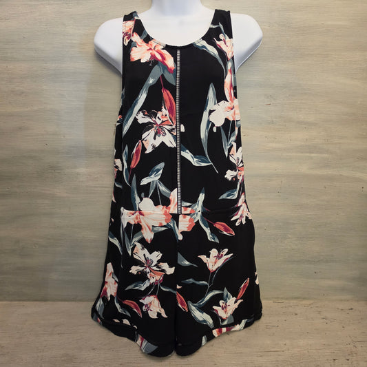 Leith Multicolor Floral Print Sleeveless Romper Size Medium Good Condition