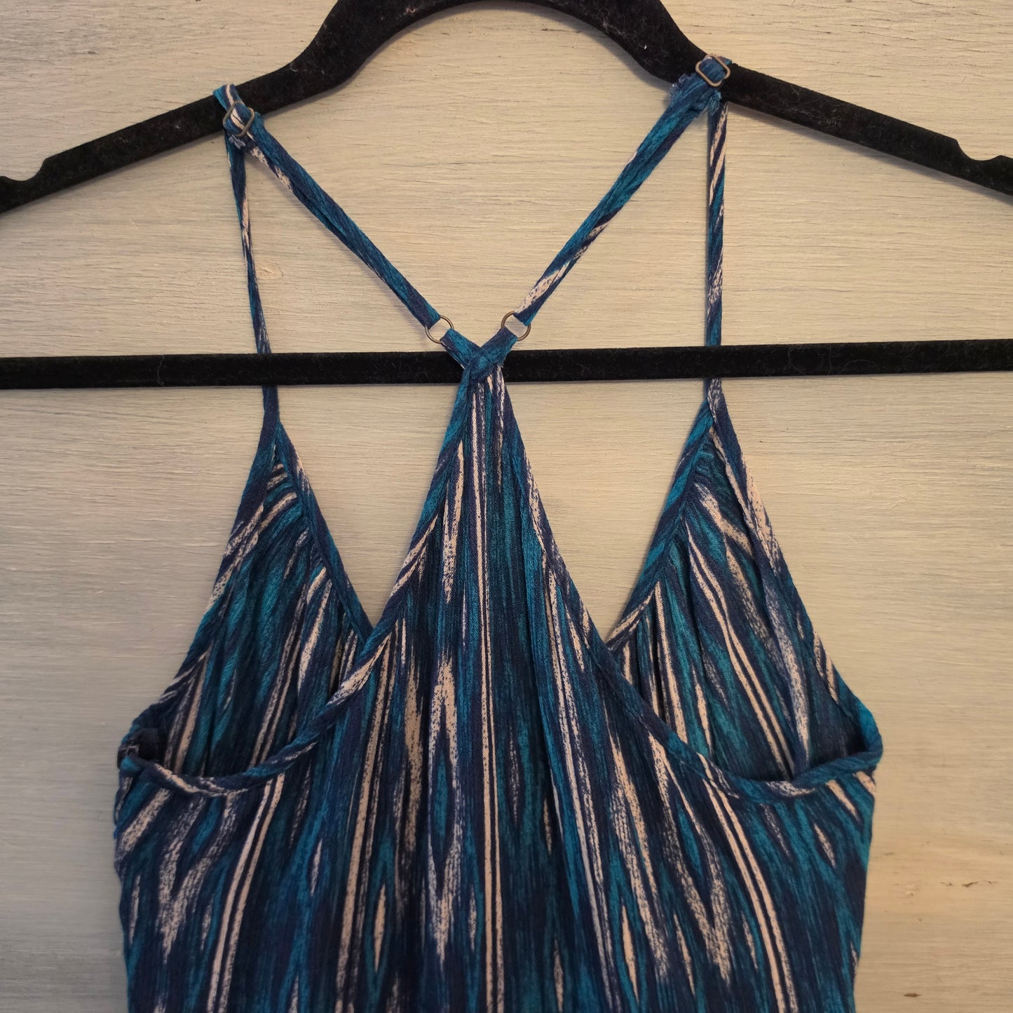 Xhilaration Abstract Wave Print Racerback Wide Leg Cropped Jumpsuit Size Large Good Condition
