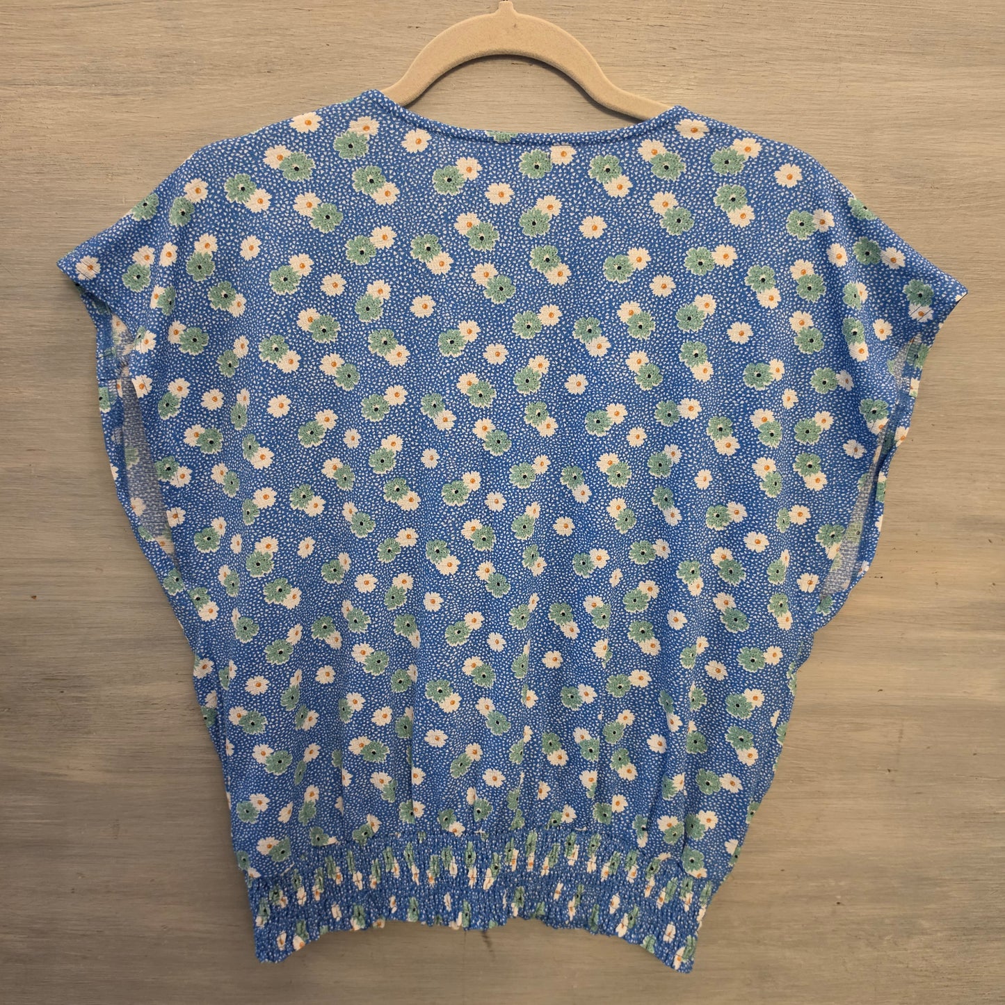 Melloday Sky Blue White Green Daisy Print Vneck Blouse Size XL Good Condition