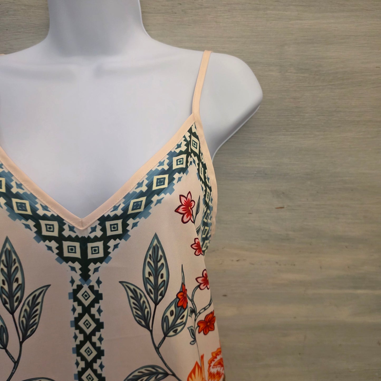 Shein Geometric and Floral Print Vneck Mini Slip Dress w/ Ruffle Hem Size Medium Good Condition