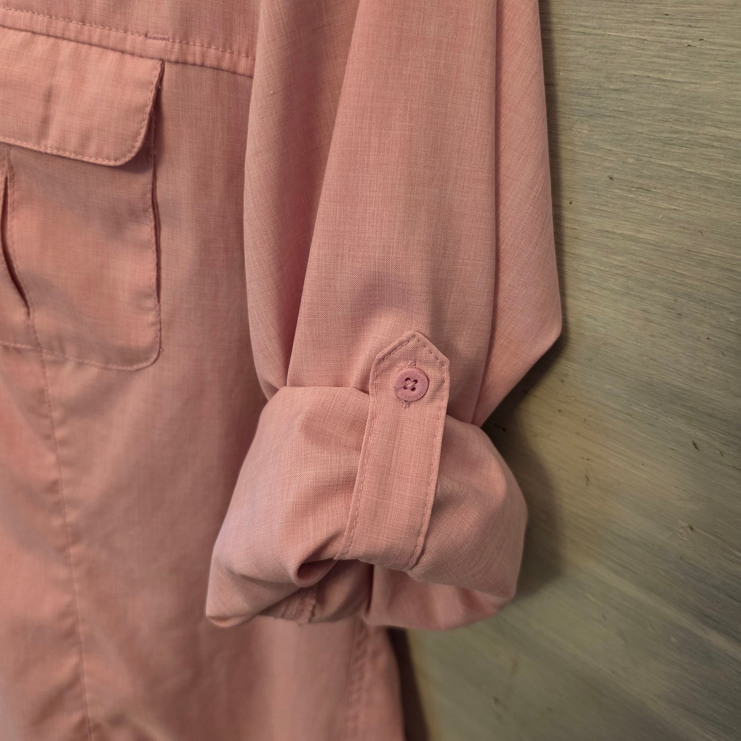 Magellan Outdoors Pink Classic Fit Fish Gear Button Down Shirt Size XXL Good Condition