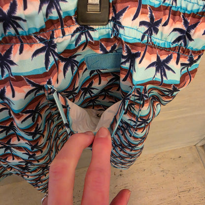 Land's End Men's Multicolor Wave Palm Tree Print Swim Shorts Size XXL Good Condition