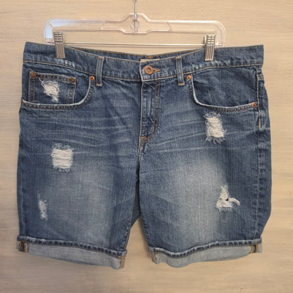 Gap 100% Cotton Distressed Blue Jean Boyfriend Denim Bermuda Shorts Size 14/32 Good Condition