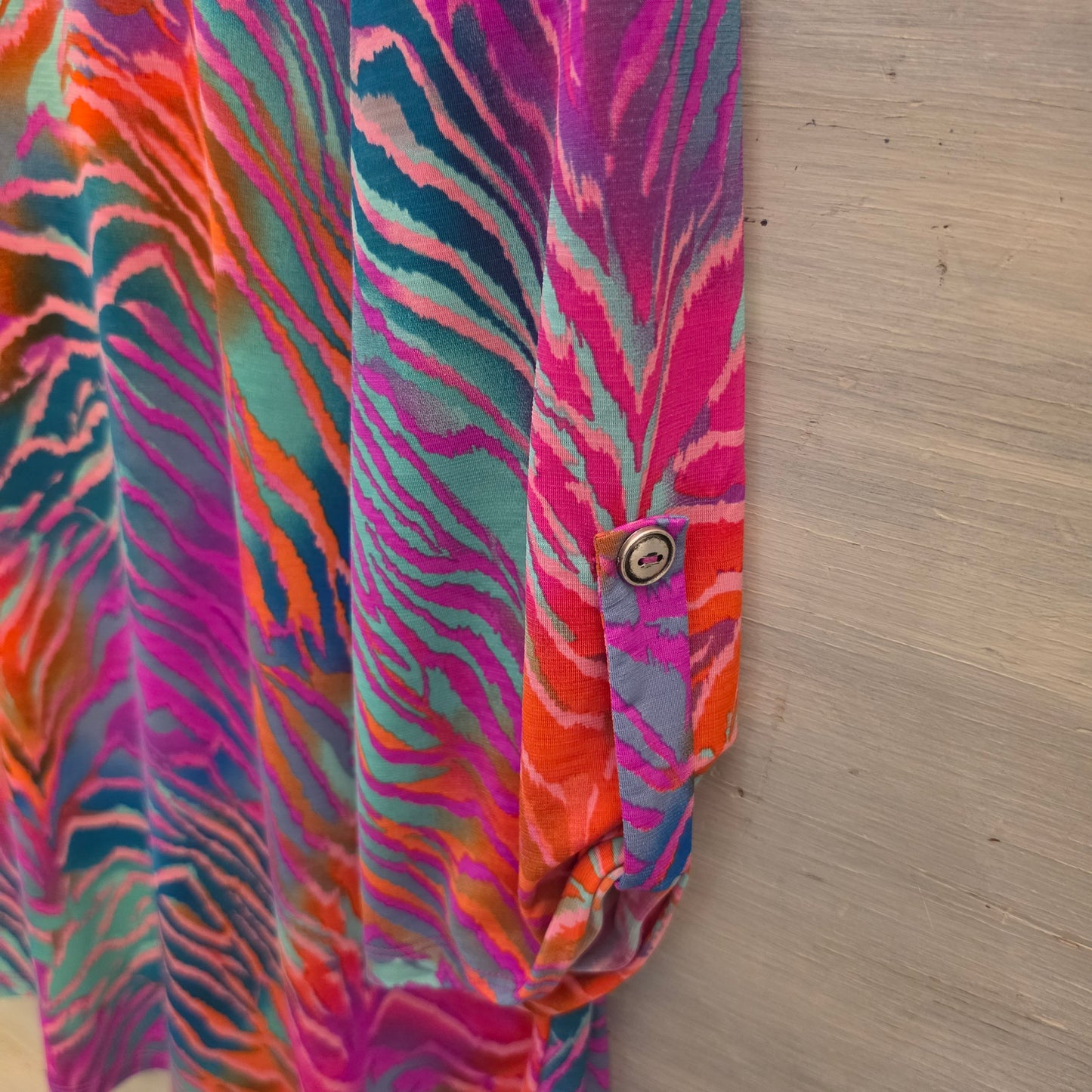 Dear Scarlett Multicolor Abstract Zebra Print Tunic Blouse Size Large Good Condition