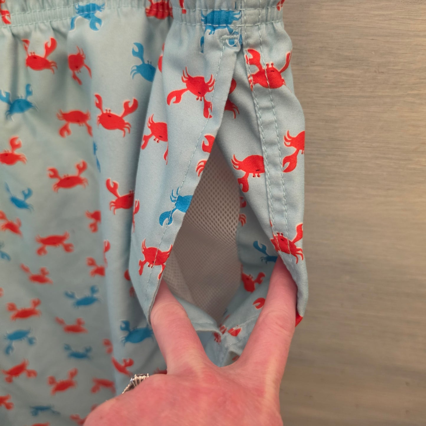Land's End Men's Light Blue Multicolor Crab Print Swim Trunks Size XXL(44-46) Good Condition