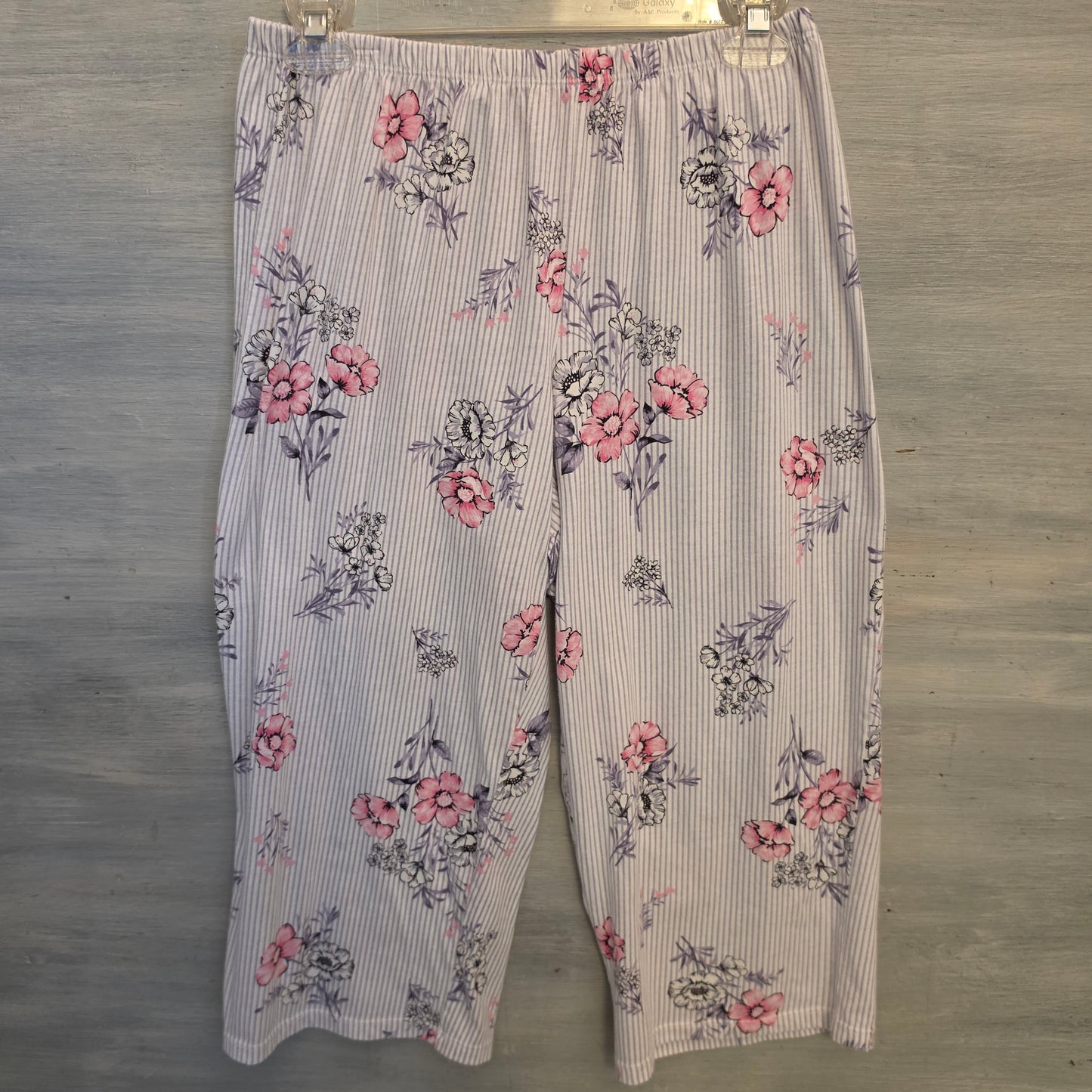 Vintage Laura Ashley 60% Cotton Floral Striped Pajama Sleepwear Set Size Medium Good Condition