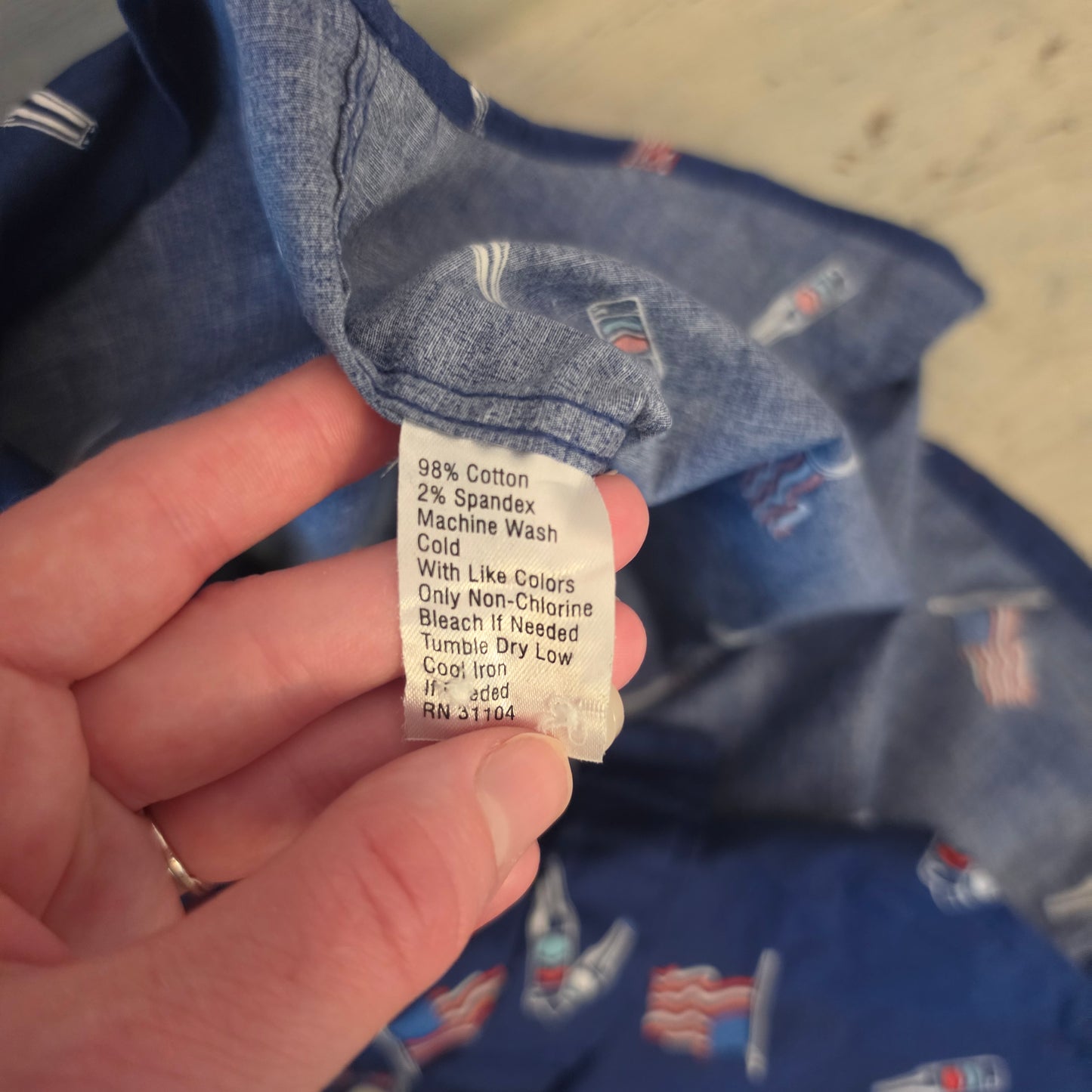 Crown & Ivy 98% Cotton Classic Fit Patriotic Flag Print Button Down Shirt Size XXL Good Condition