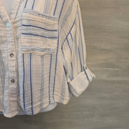 Love Notes 100% Cotton Blue White Striped Button Down Cropped Blouse Size Large Good Condition