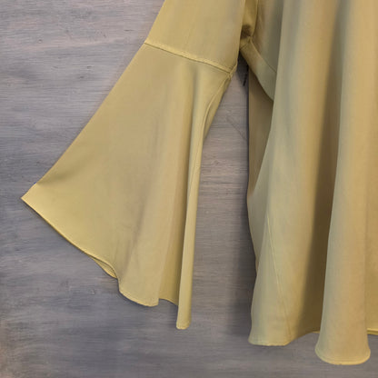 Va Va by Joy Han Chartreuse Green Scoop Neck Bell Sleeve Blouse Size Large Good Condition