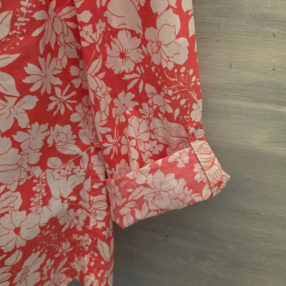 Talbots 100% Cotton Hawaiian Floral Print Button Down Shirt Blouse Size 12 Good Condition