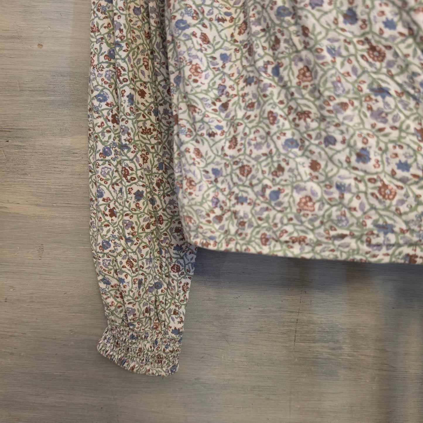 Japna Multicolor Floral Print Vneck Wrap Tie Waist Cropped Blouse Size Large Good Condition