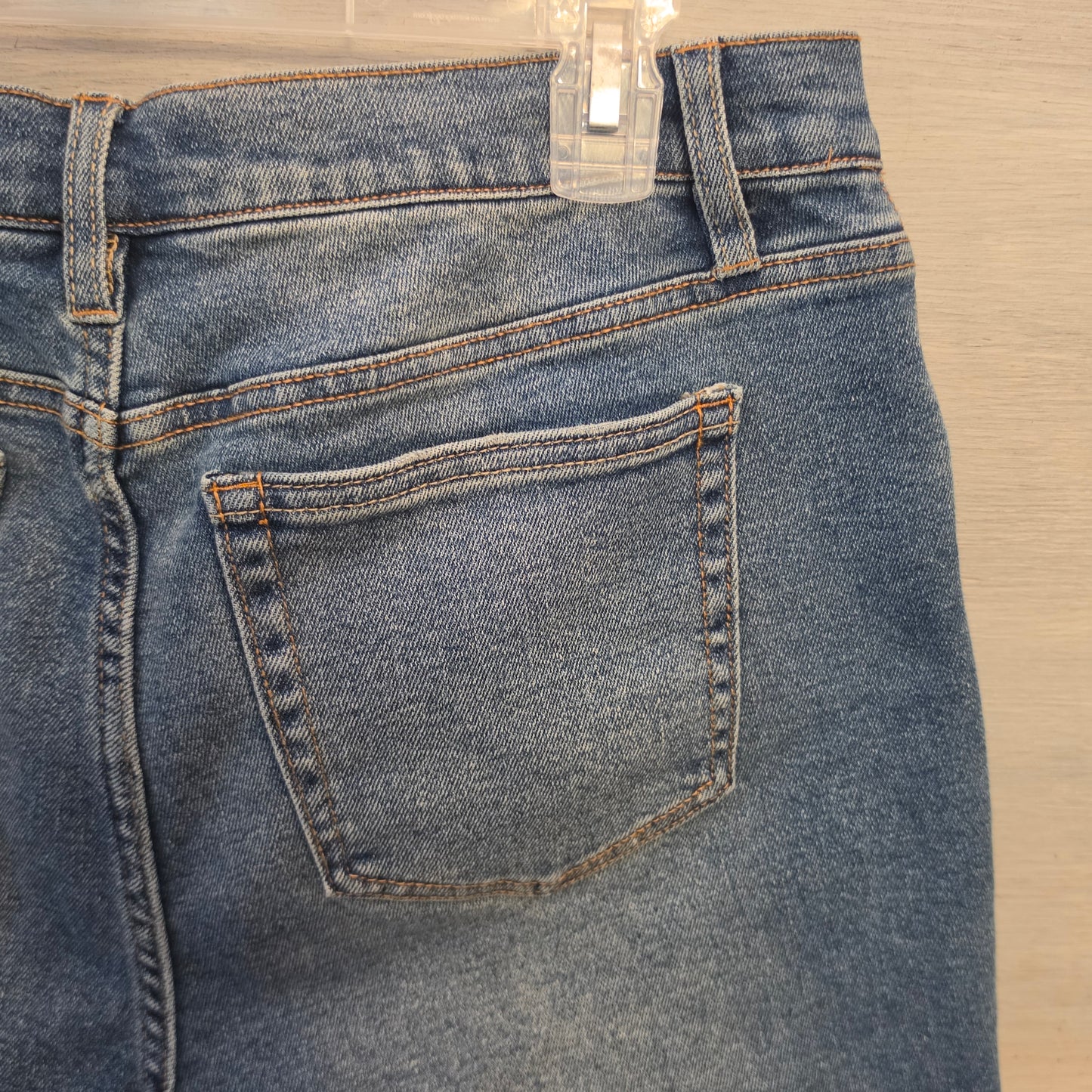 Fashion Nova Medium Wash Frayed Hem Denim Carlsbad Bermuda Shorts Size 13 New with Tags