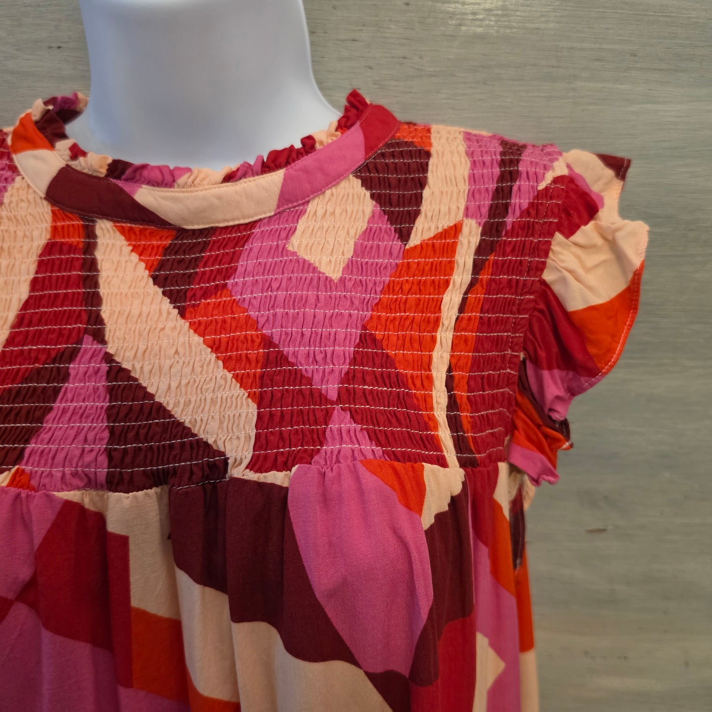 THML Multicolor Abstract Print High Ruffle Collar High Low Blouse Size Medium Good Condition