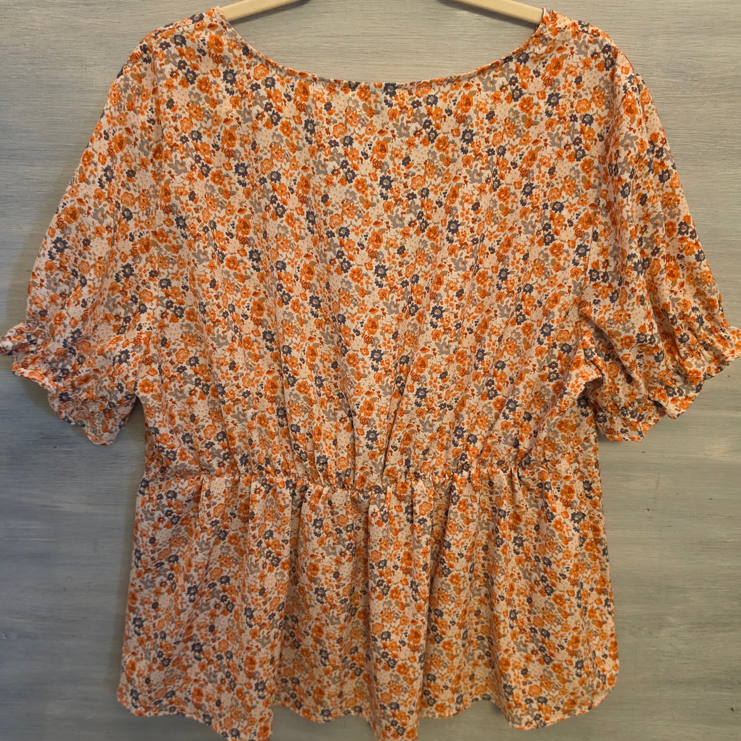 Shein Curve Peach Floral Print Vneck Tie Front Babydoll Blouse Size 1X Good Condition