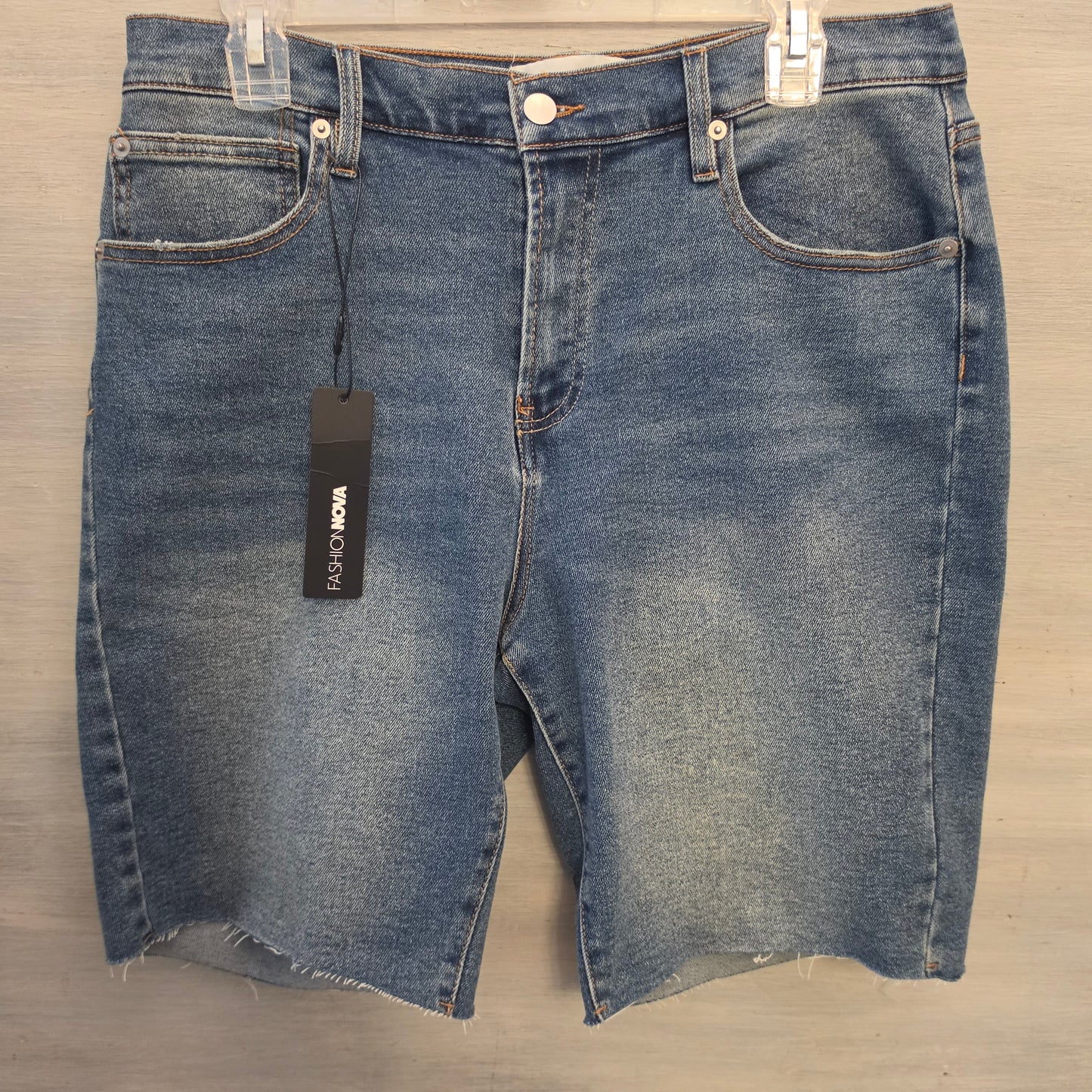 Fashion Nova Medium Wash Frayed Hem Denim Carlsbad Bermuda Shorts Size 13 New with Tags
