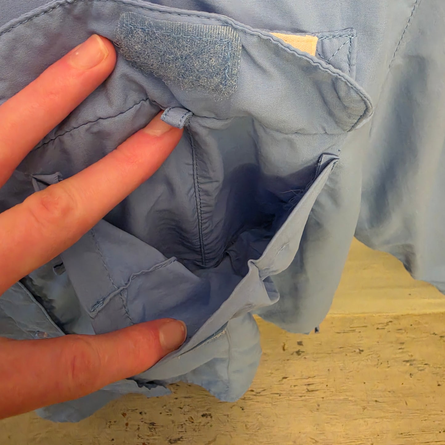 Magellan Outdoors Sky Blue Fish Gear Relaxed Fit Casual Button Down Shirt Size 2XL Good Condition
