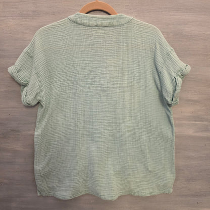 Wonderly 100% Cotton Sage Green Muslin Vneck High Low Blouse Size Medium Good Condition